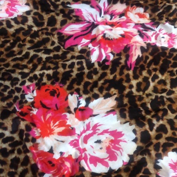 NWT Victoria secret sarong/scarf/pareo - Picture 5 of 5